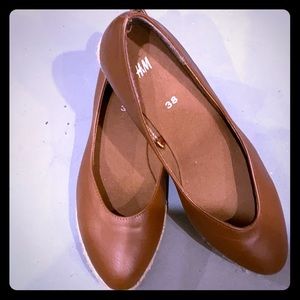 Brand new never wore H&M Espadrilles